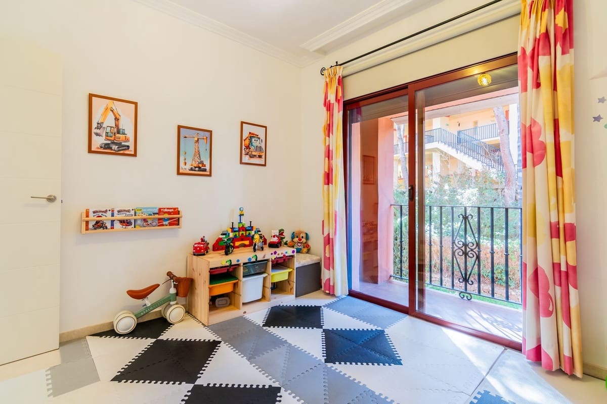 3 soverom Leilighet til salgs i Elviria med svømmebasseng - € 659 000 (Ref: 9976215)