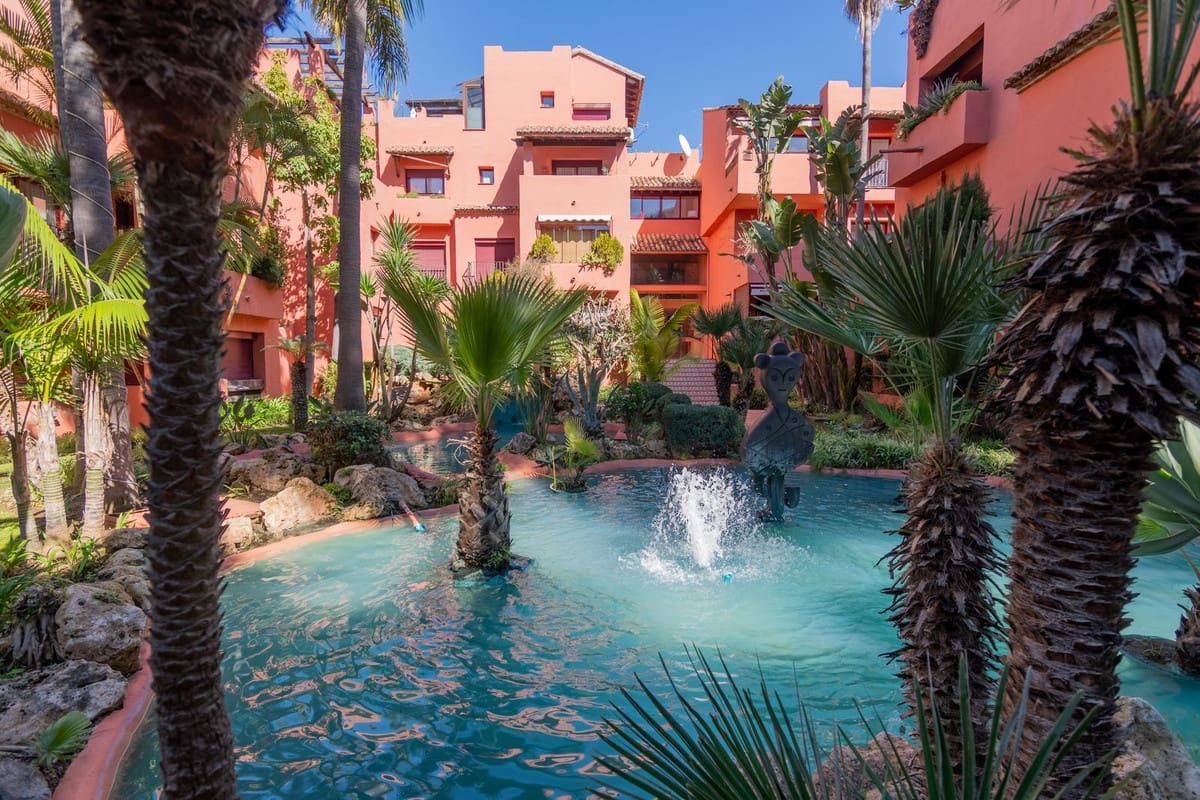 3 soverom Leilighet til salgs i Elviria med svømmebasseng - € 659 000 (Ref: 9976215)