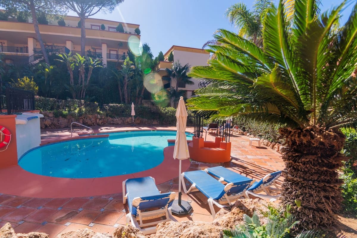 3 soverom Leilighet til salgs i Elviria med svømmebasseng - € 659 000 (Ref: 9976215)