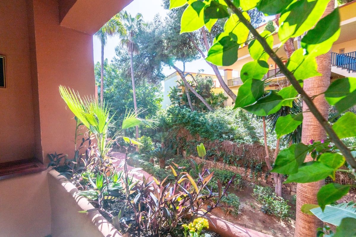 3 soverom Leilighet til salgs i Elviria med svømmebasseng - € 659 000 (Ref: 9976215)