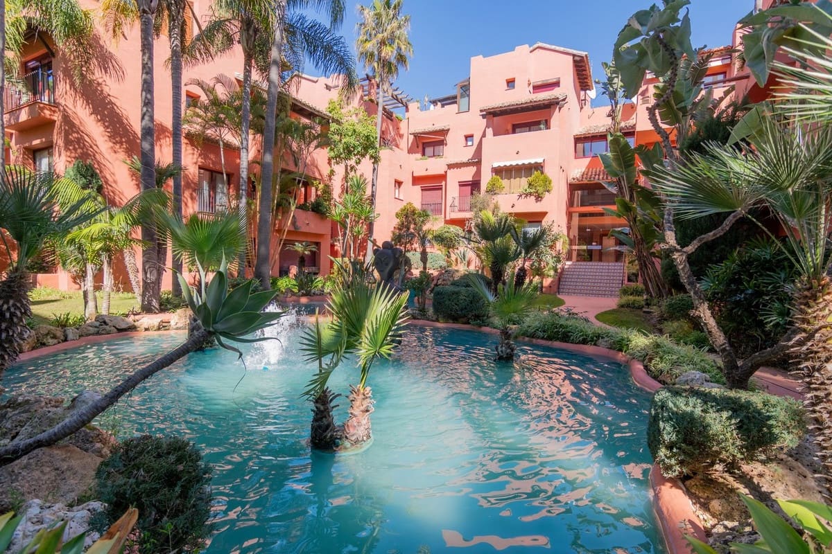 3 soverom Leilighet til salgs i Elviria med svømmebasseng - € 659 000 (Ref: 9976215)