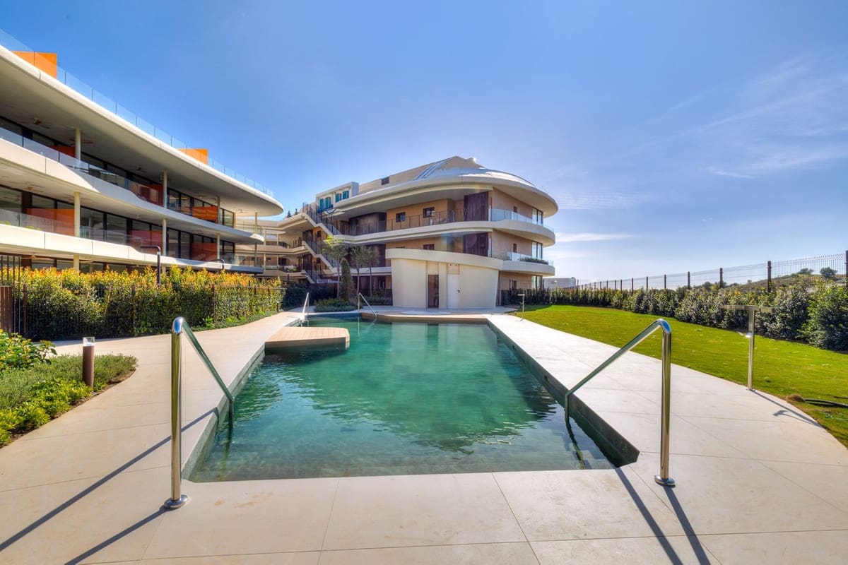 3 slaapkamer Appartement te koop in Fuengirola met zwembad garage - € 749.000 (Ref: 9976216)
