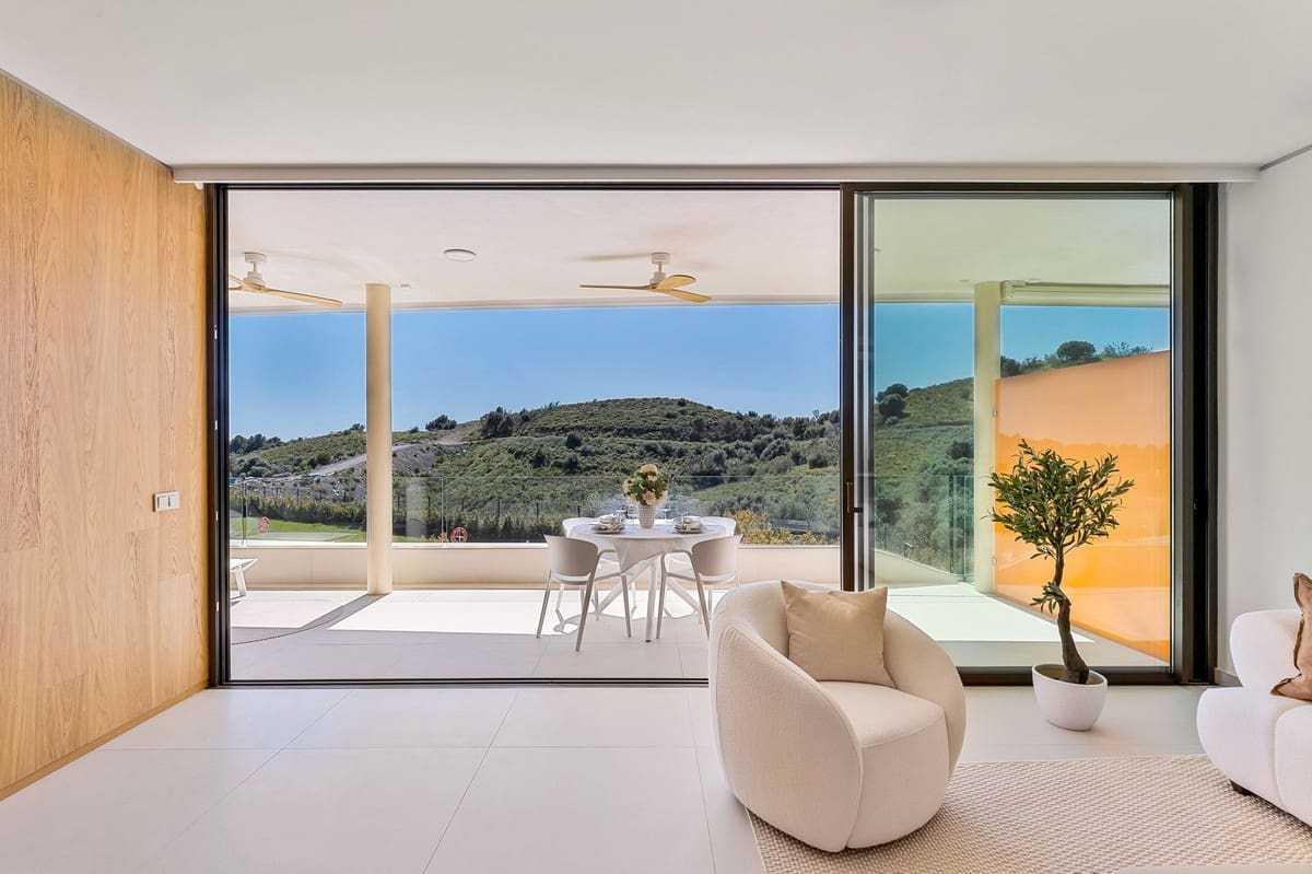 3 slaapkamer Appartement te koop in Fuengirola met zwembad garage - € 749.000 (Ref: 9976216)