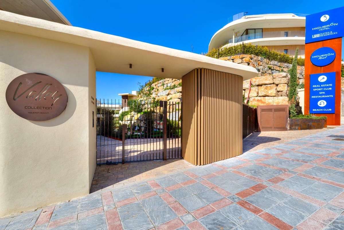 3 slaapkamer Appartement te koop in Fuengirola met zwembad garage - € 749.000 (Ref: 9976216)