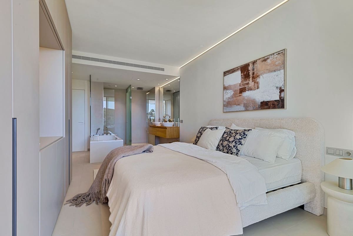 3 slaapkamer Appartement te koop in Fuengirola met zwembad garage - € 749.000 (Ref: 9976216)