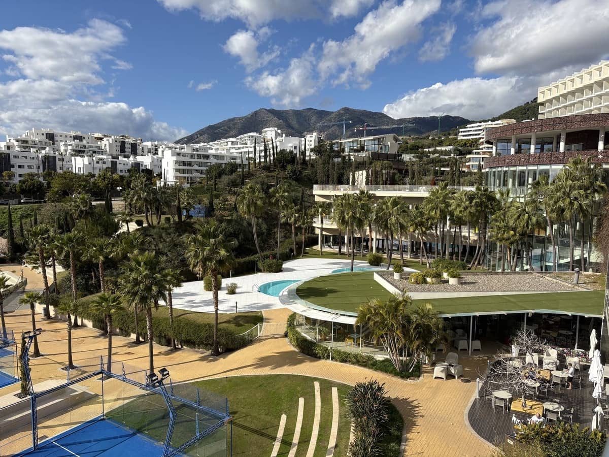 3 slaapkamer Appartement te koop in Fuengirola met zwembad garage - € 749.000 (Ref: 9976216)