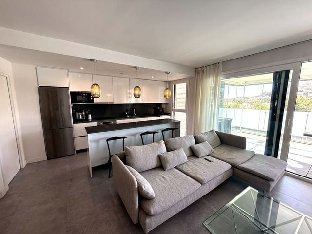 3 soveværelse Lejlighed til salg i La Cala de Mijas, Mijas med swimmingpool garage - € 690.000 (Ref: 9976218)