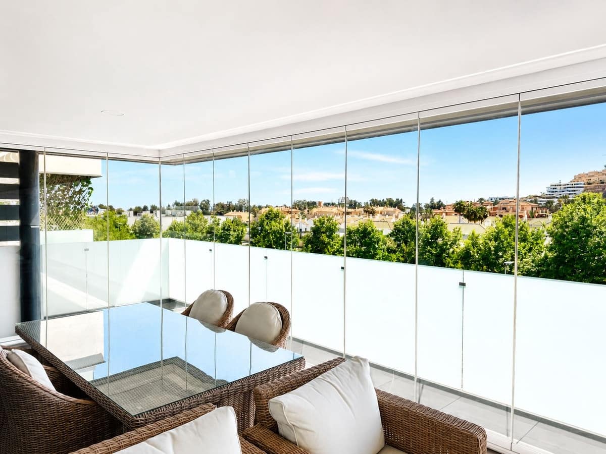 3 soveværelse Lejlighed til salg i La Cala de Mijas med swimmingpool garage - € 690.000 (Ref: 9976218)