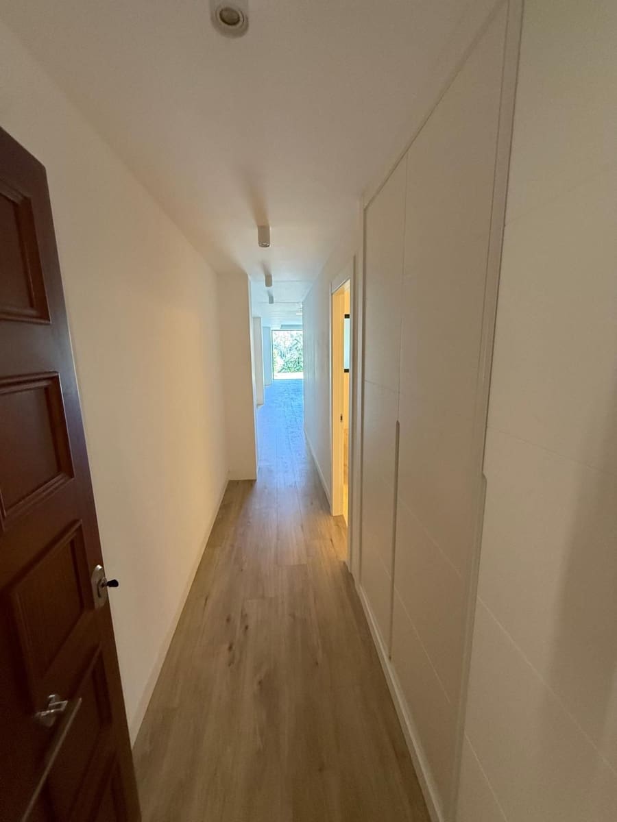 3 soverom Leilighet til salgs i Nueva Andalucia med garasje - € 690 000 (Ref: 9976222)