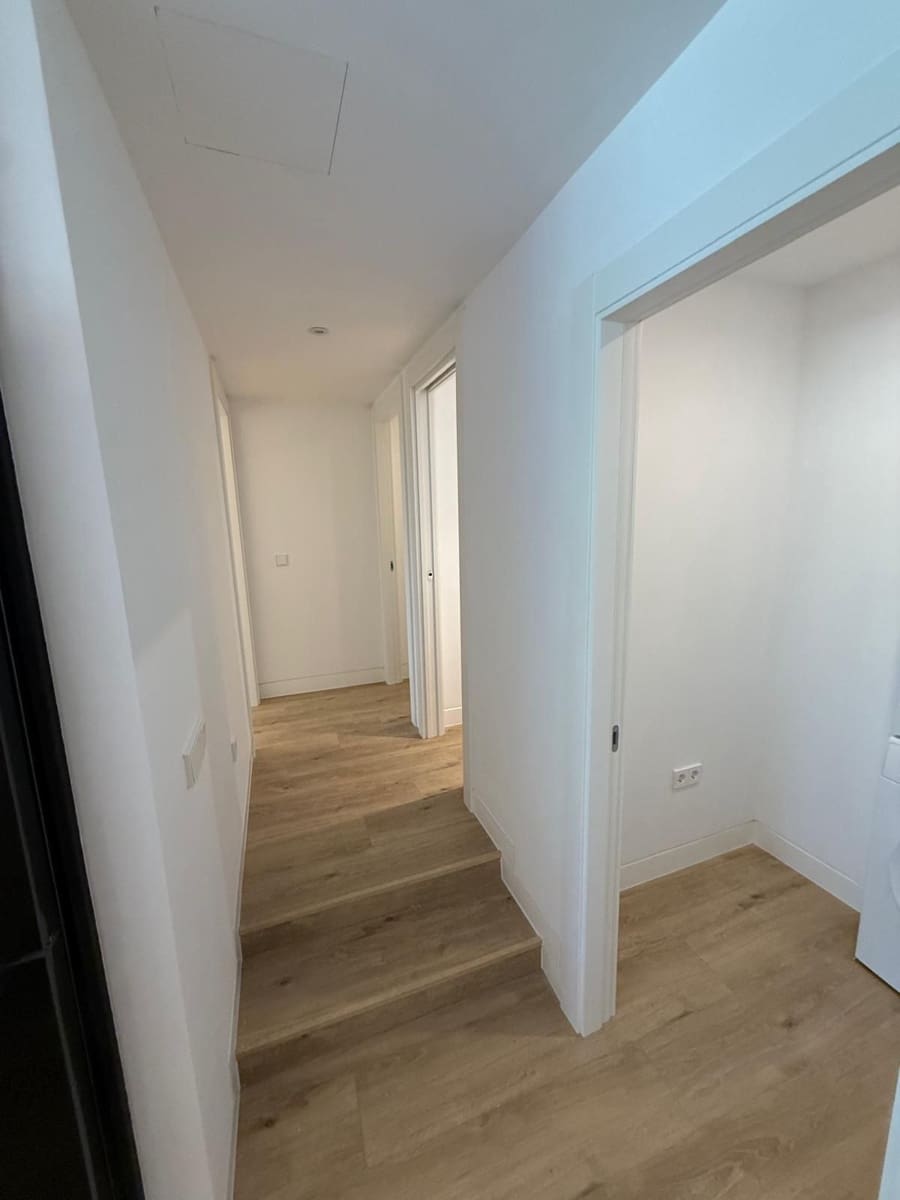 3 soverom Leilighet til salgs i Nueva Andalucia med garasje - € 690 000 (Ref: 9976222)
