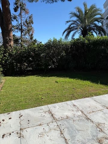3 soverom Leilighet til salgs i Nueva Andalucia, Marbella med garasje - € 690 000 (Ref: 9976222)