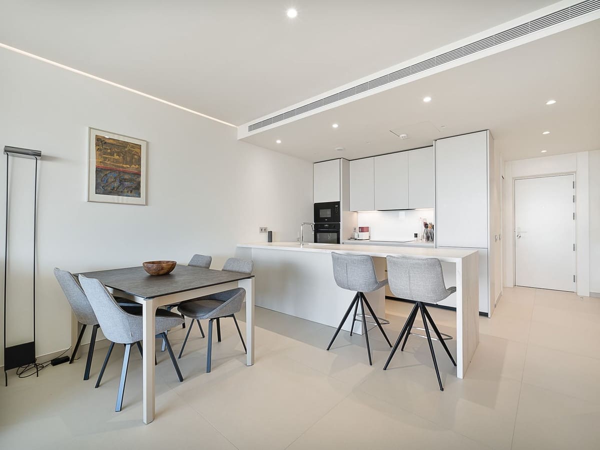 2 soveværelse Lejlighed til salg i Fuengirola med swimmingpool - € 695.000 (Ref: 9976226)