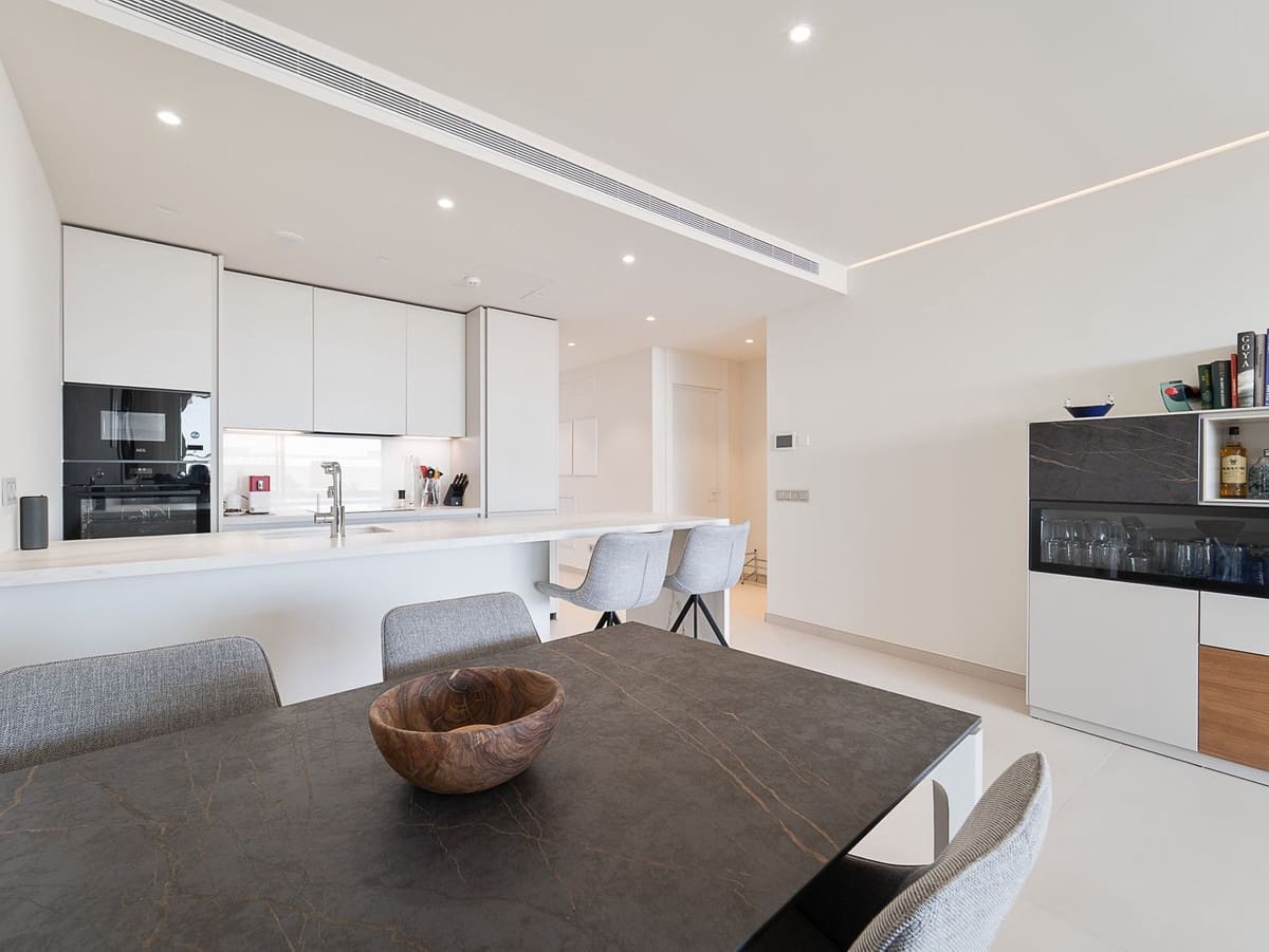 2 soveværelse Lejlighed til salg i Fuengirola med swimmingpool - € 695.000 (Ref: 9976226)