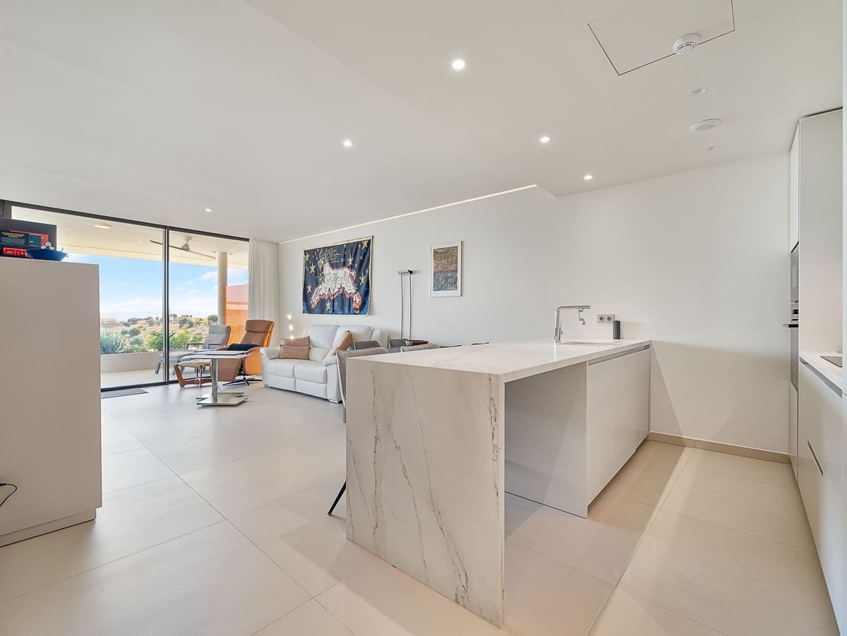 2 soveværelse Lejlighed til salg i Fuengirola med swimmingpool - € 695.000 (Ref: 9976226)