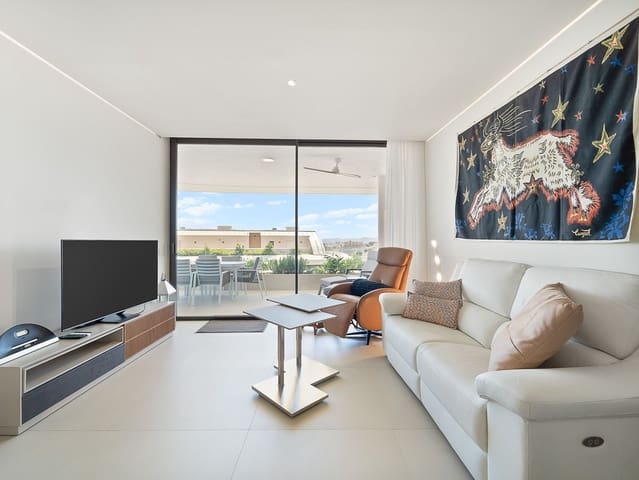 2 soveværelse Lejlighed til salg i Fuengirola med swimmingpool - € 695.000 (Ref: 9976226)