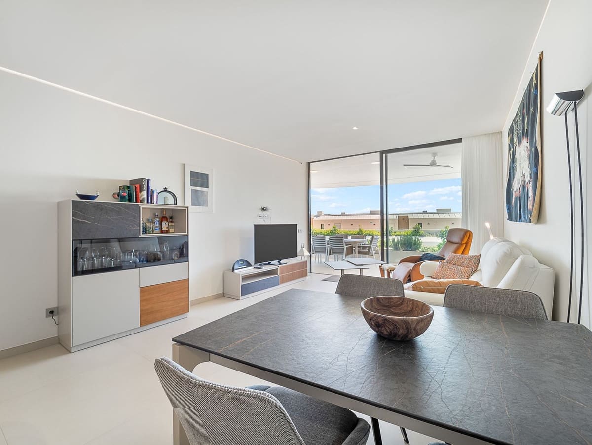 2 soveværelse Lejlighed til salg i Fuengirola med swimmingpool - € 695.000 (Ref: 9976226)