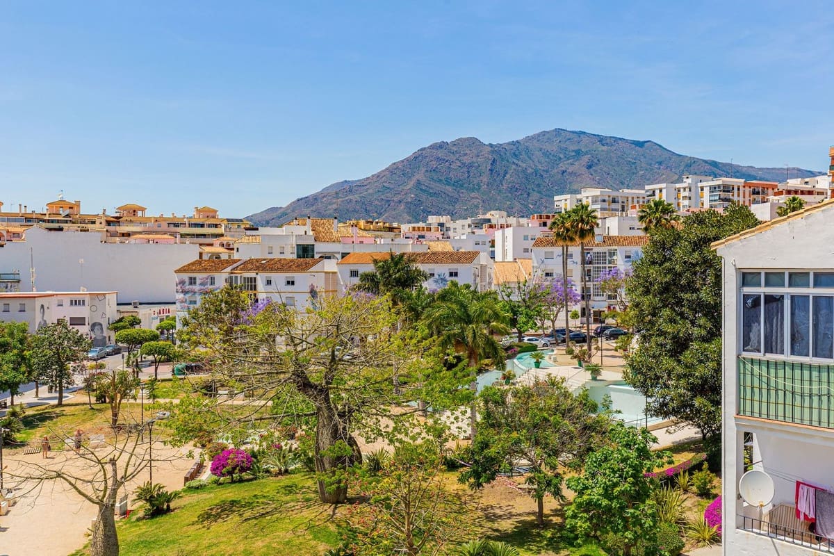 6 Zimmer Apartment zu verkaufen in Estepona - 670.000 € (Ref: 9976230)