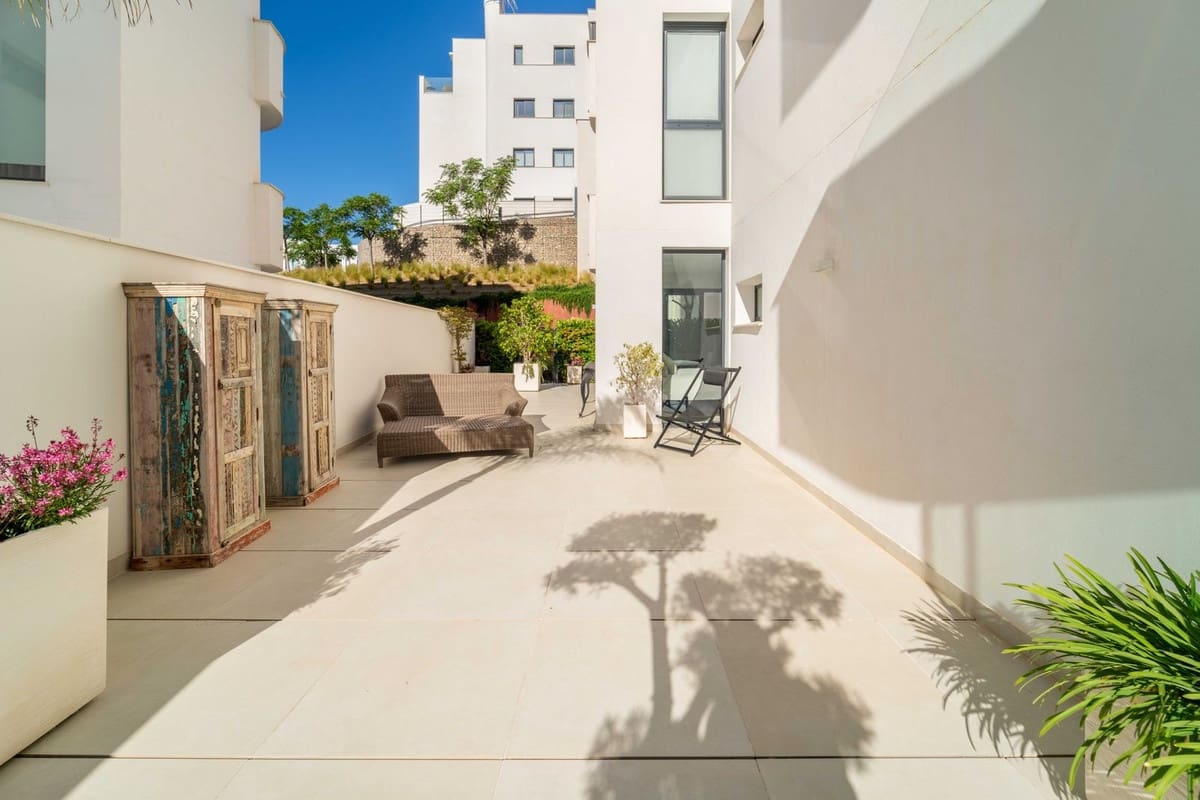 2 chambre Appartement à vendre à Fuengirola avec piscine - 695 000 € (Ref: 9976231)