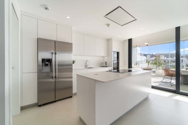 2 chambre Appartement à vendre à Fuengirola avec piscine - 695 000 € (Ref: 9976231)