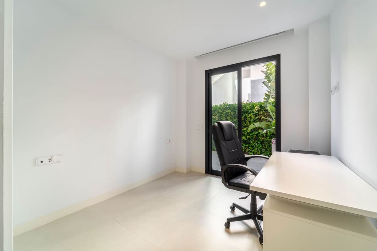2 chambre Appartement à vendre à Fuengirola avec piscine - 695 000 € (Ref: 9976231)