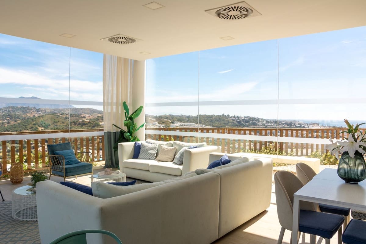 3 bedroom Apartment for sale in Mijas - € 695,000 (Ref: 9976233)