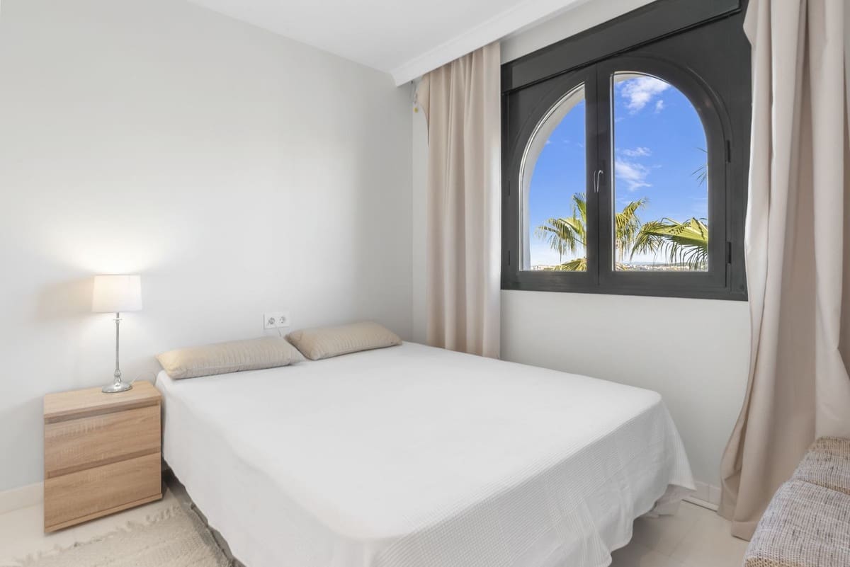 3 slaapkamer Appartement te koop in Casares met zwembad garage - € 710.500 (Ref: 9976235)