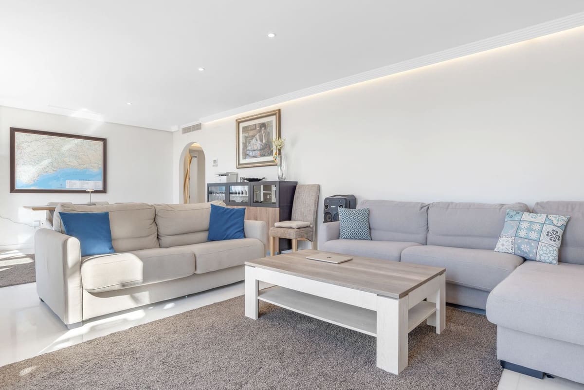 3 slaapkamer Appartement te koop in Casares met zwembad garage - € 710.500 (Ref: 9976235)