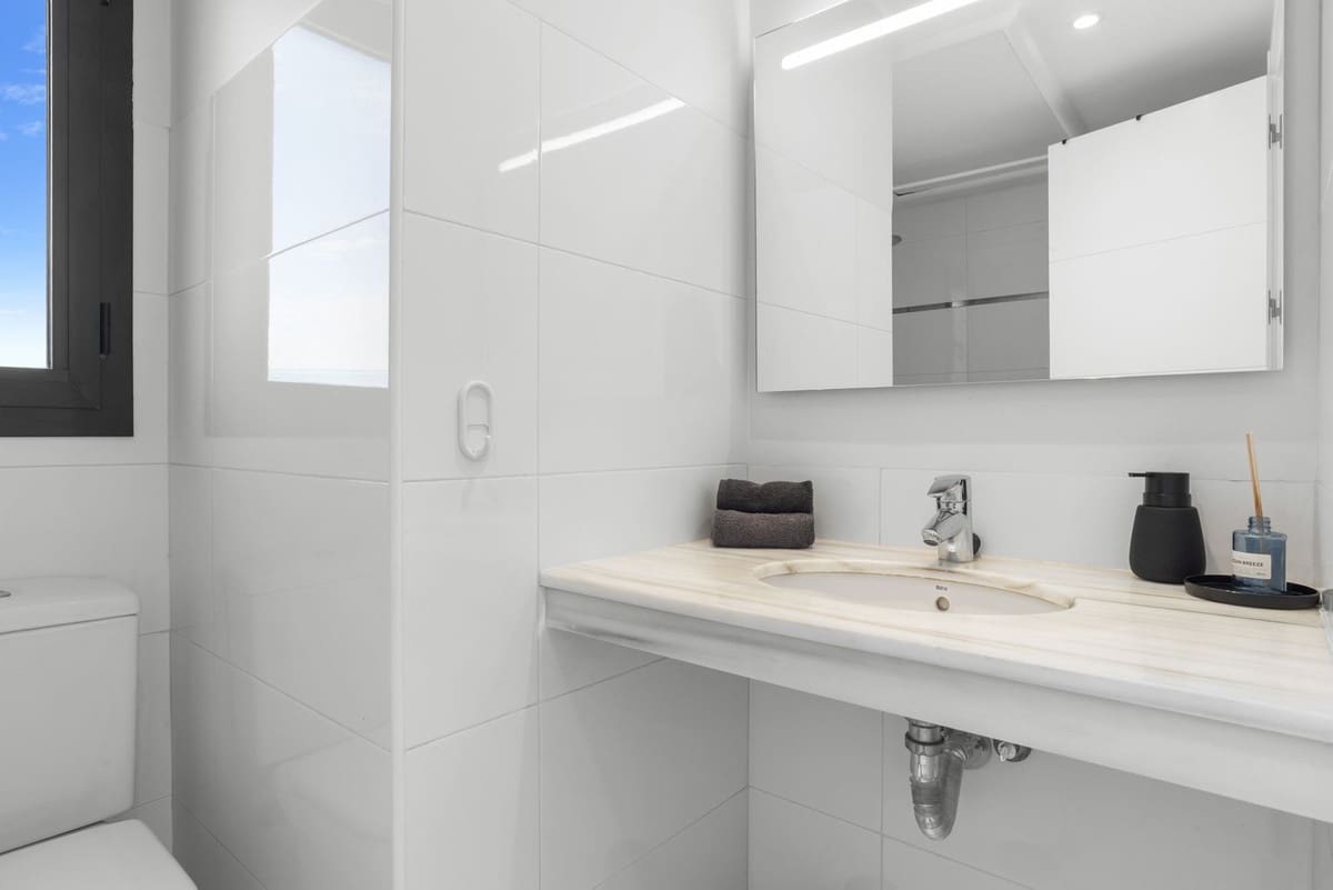 3 slaapkamer Appartement te koop in Casares met zwembad garage - € 710.500 (Ref: 9976235)