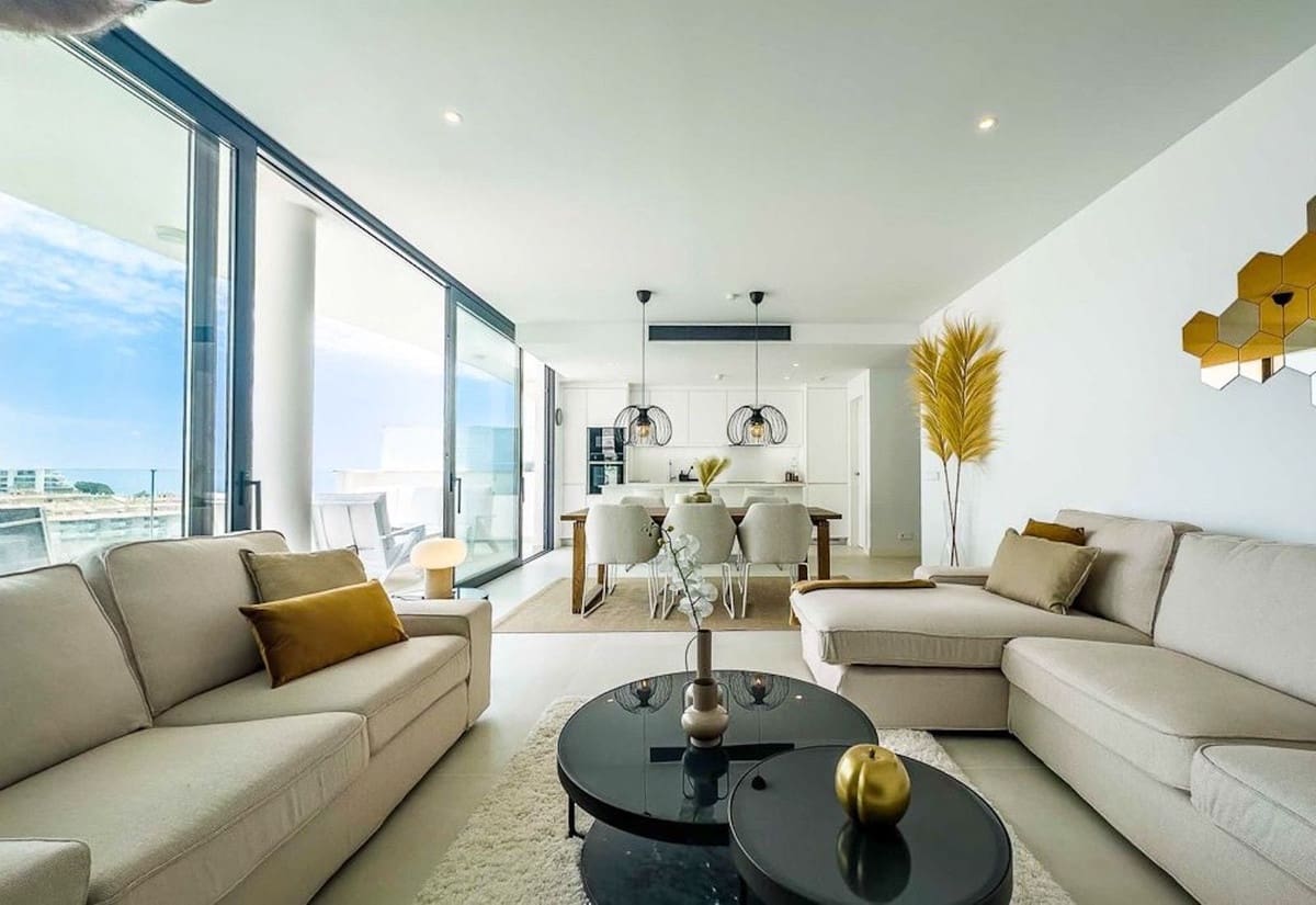 2 quarto Apartamento para venda em Fuengirola com piscina - 675 000 € (Ref: 9976237)
