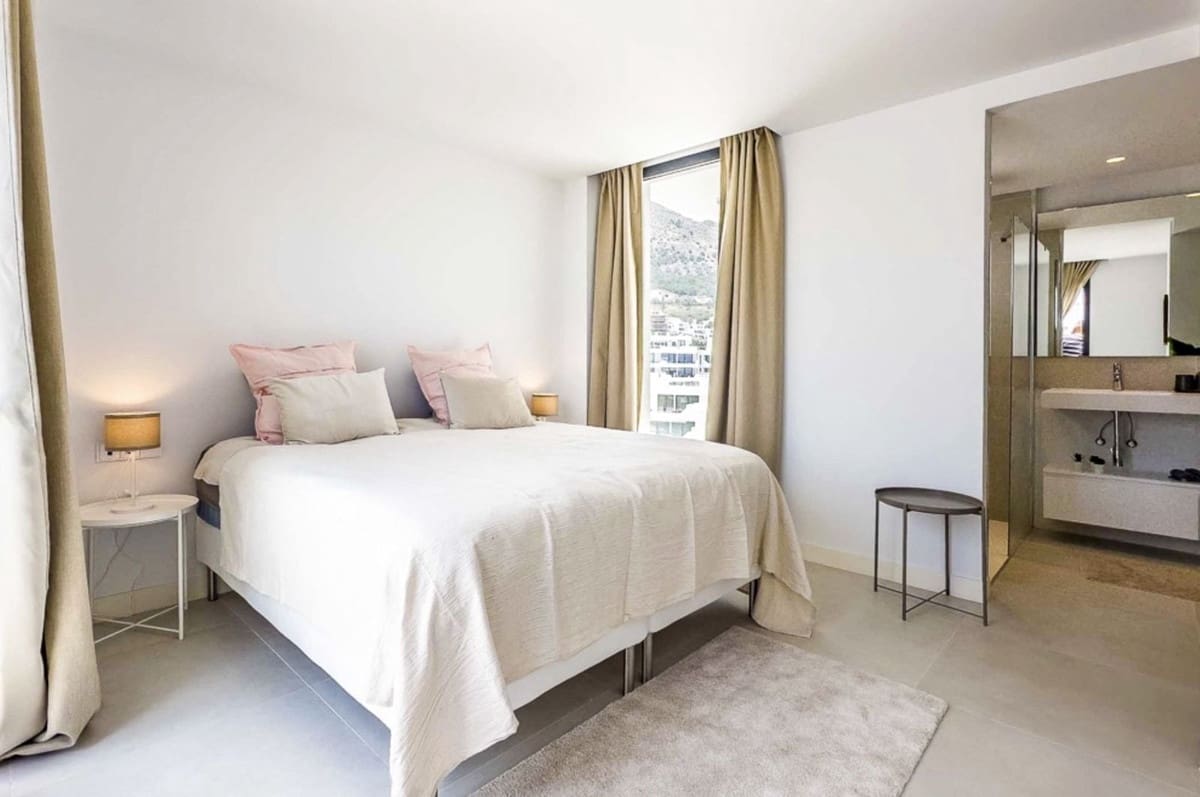 2 quarto Apartamento para venda em Fuengirola com piscina - 675 000 € (Ref: 9976237)
