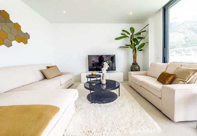 2 quarto Apartamento para venda em Fuengirola com piscina - 675 000 € (Ref: 9976237)