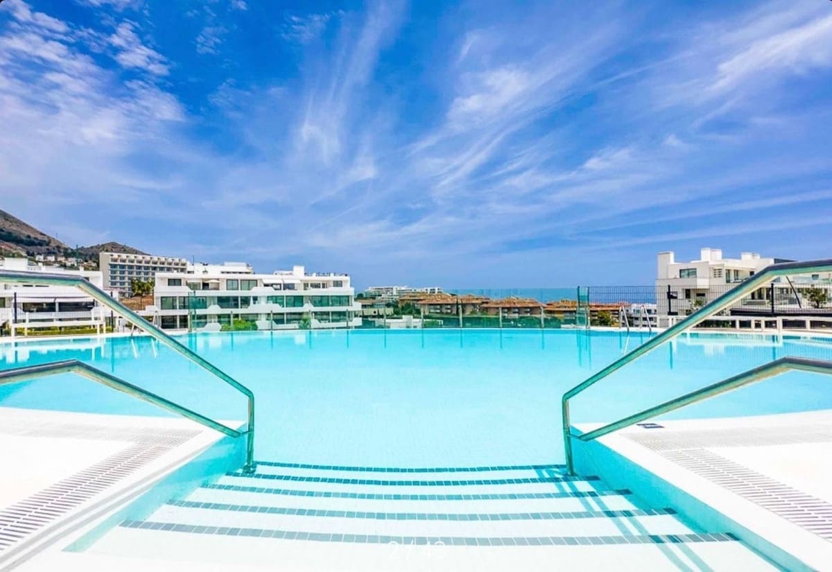 2 quarto Apartamento para venda em Fuengirola com piscina - 675 000 € (Ref: 9976237)