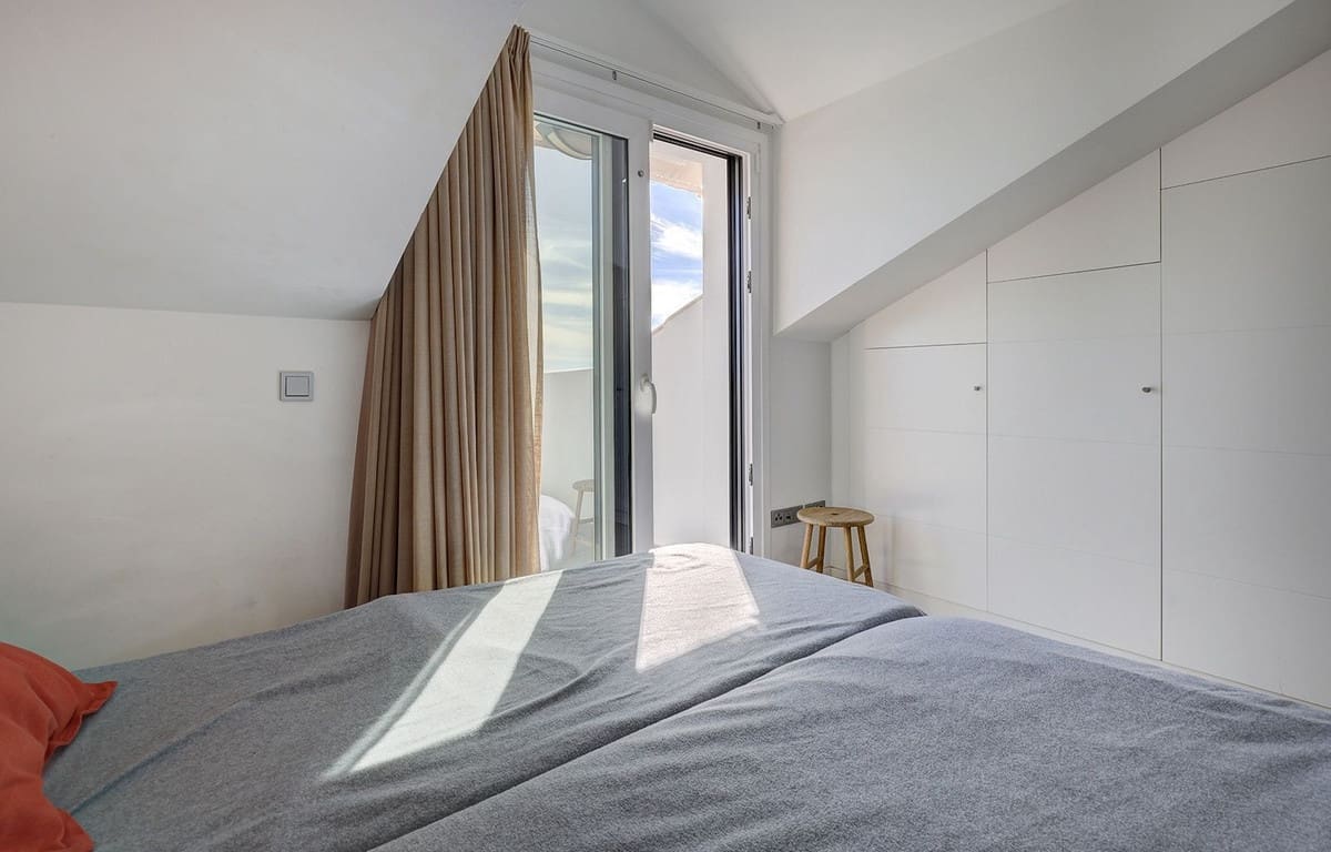 3 soveværelse Lejlighed til salg i Benalmadena med swimmingpool - € 680.000 (Ref: 9976244)