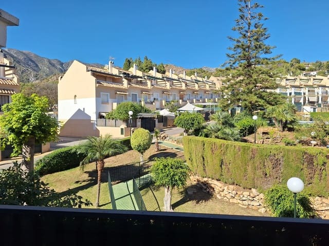 4 soverom Hus til salgs i Marbella med svømmebasseng garasje - € 673 000 (Ref: 9976247)