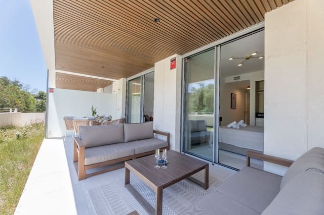 2 soveværelse Lejlighed til salg i Elviria, Marbella med swimmingpool - € 730.000 (Ref: 9976254)