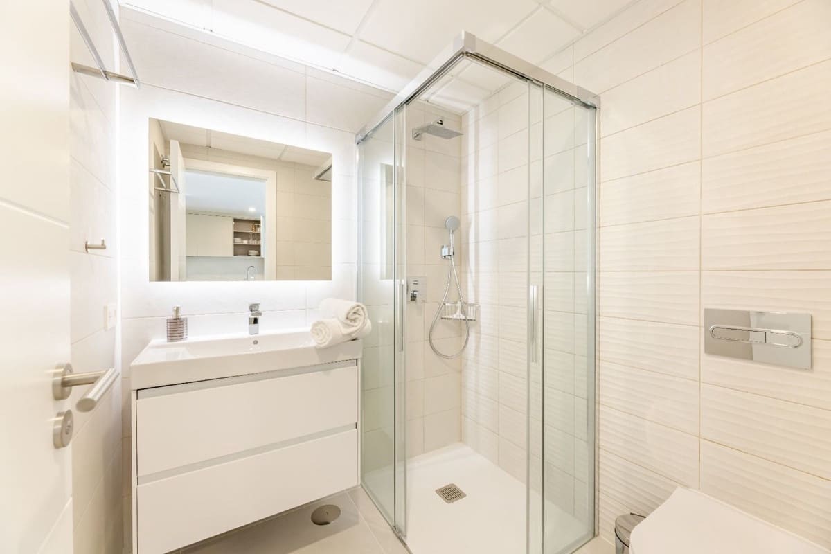 2 soverom Leilighet til salgs i Elviria med svømmebasseng - € 730 000 (Ref: 9976254)