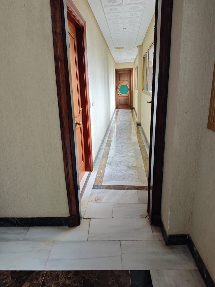 2 bedroom Apartment for sale in Marbella with pool garage - € 690,000 (Ref: 9976256)