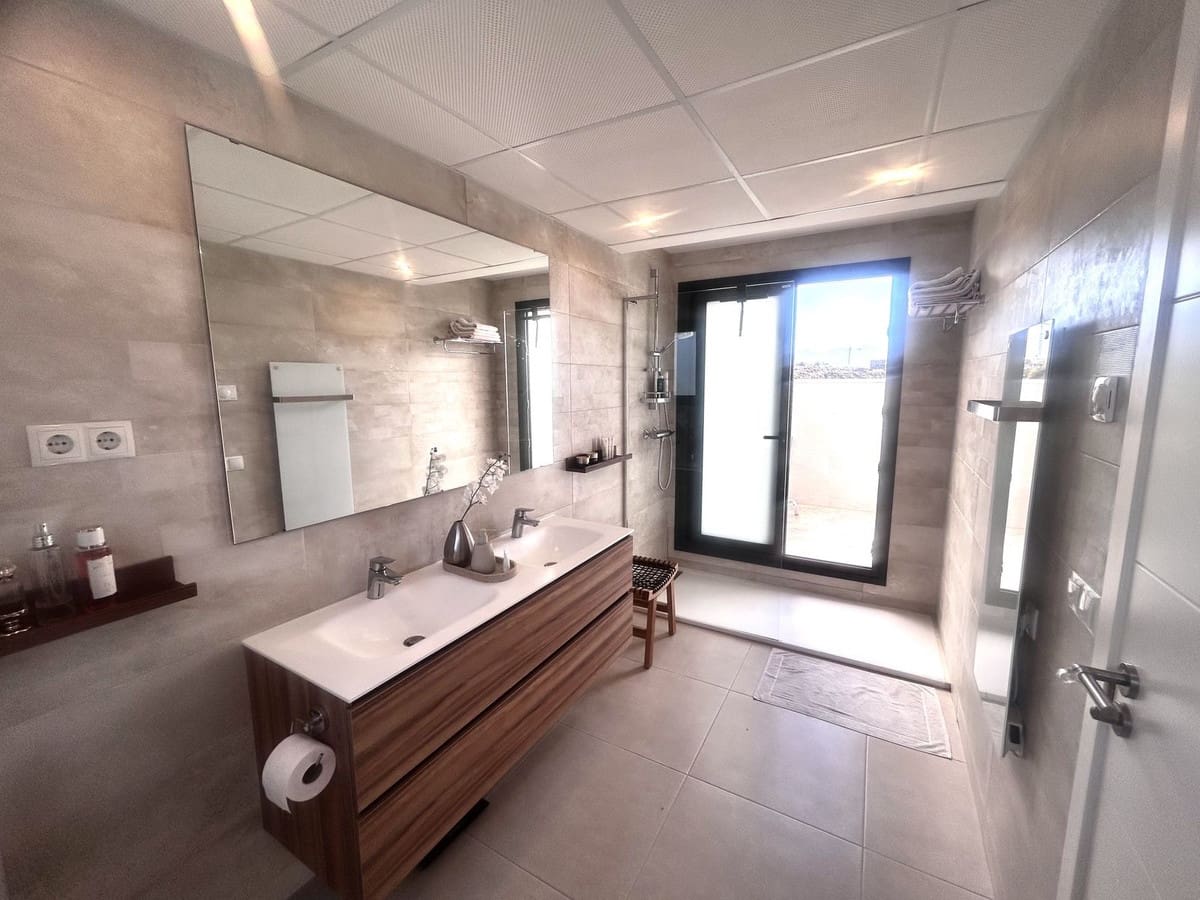3 soverom Leilighet til salgs i Mijas Golf med svømmebasseng garasje - € 719 000 (Ref: 9976258)