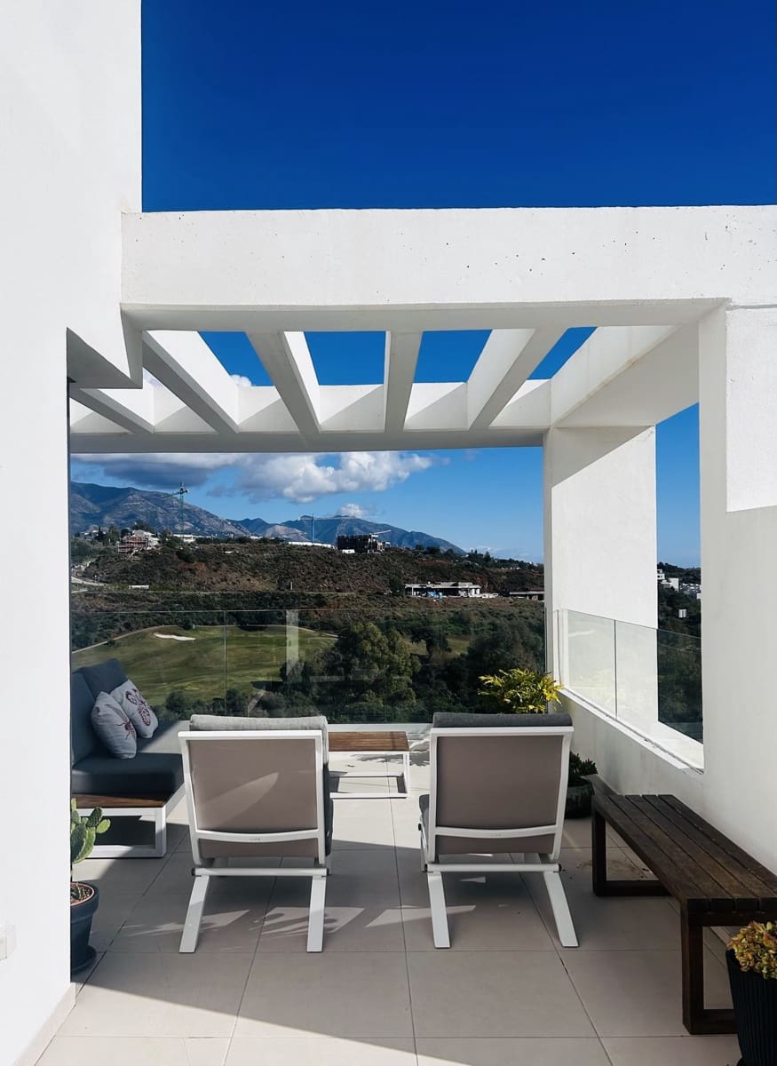 3 soverom Leilighet til salgs i Mijas Golf med svømmebasseng garasje - € 719 000 (Ref: 9976258)