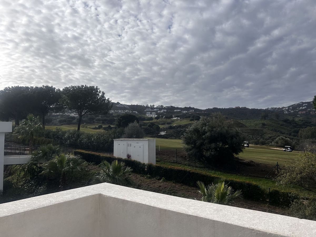 3 soverom Leilighet til salgs i Mijas Golf med svømmebasseng garasje - € 719 000 (Ref: 9976258)
