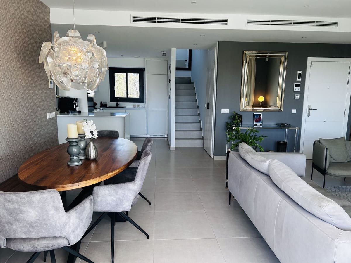3 soverom Leilighet til salgs i Mijas Golf med svømmebasseng garasje - € 719 000 (Ref: 9976258)