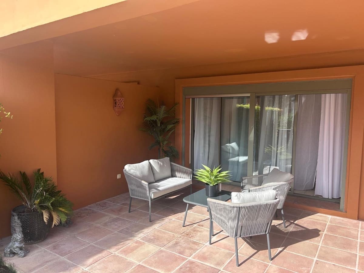 3 bedroom Apartment for sale in Benahavis with pool - € 690,000 (Ref: 9976263)