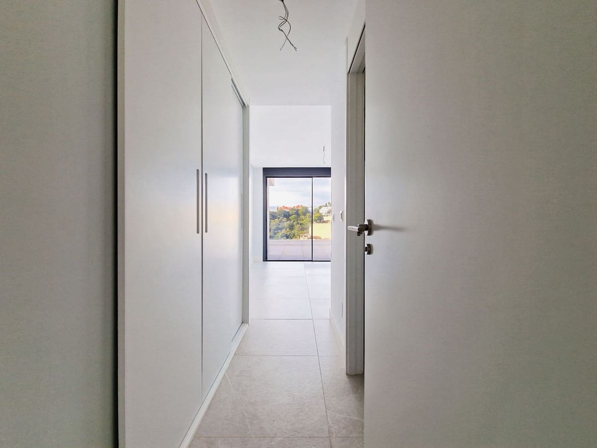 2 Zimmer Apartment zu verkaufen in Artola mit Pool Garage - 690.000 € (Ref: 9976264)