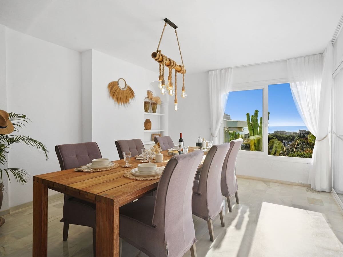 2 bedroom Apartment for sale in La Reserva with pool - € 668,900 (Ref: 9976268)