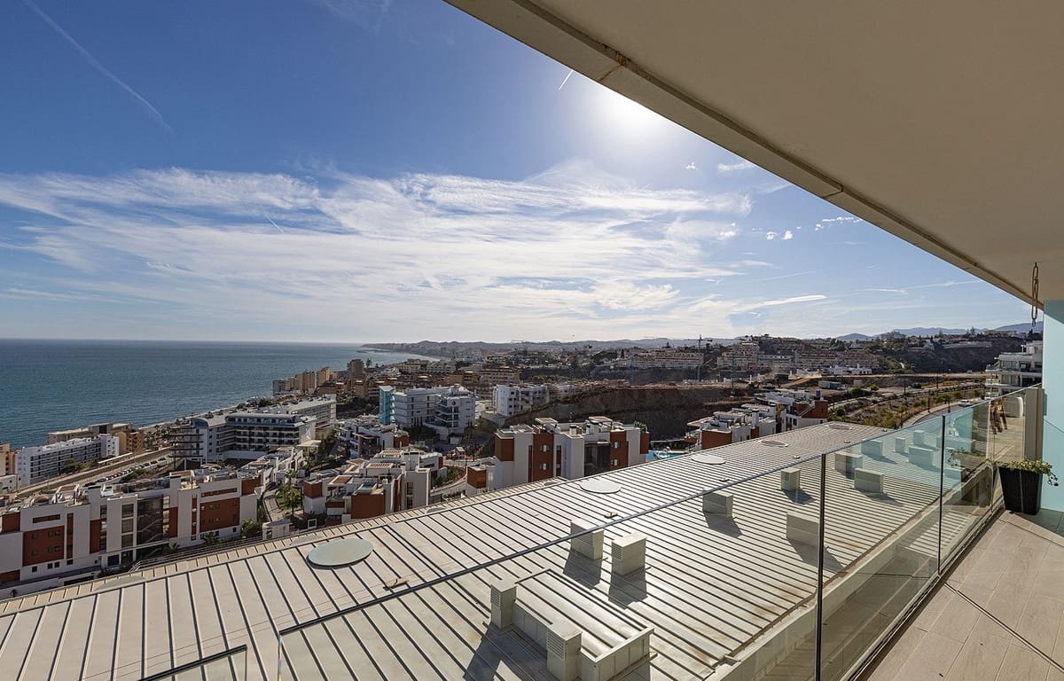 2 sypialnia Apartament na sprzedaż w Fuengirola z basenem - 695 000 € (Ref: 9976269)