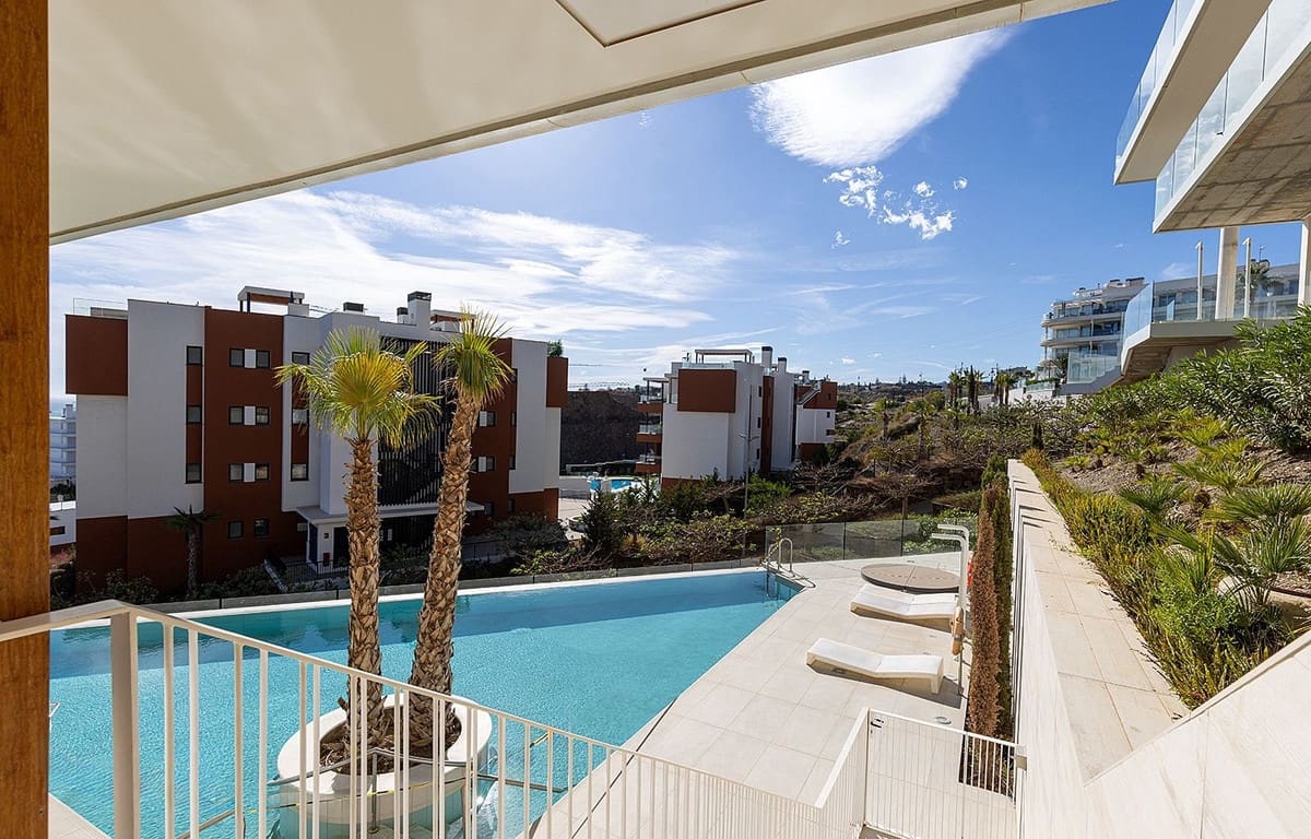 2 sypialnia Apartament na sprzedaż w Fuengirola z basenem - 695 000 € (Ref: 9976269)