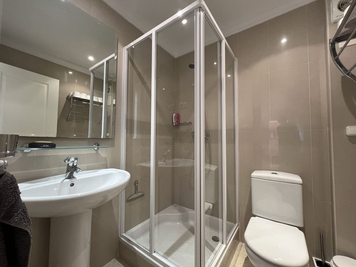 3 sypialnia Apartament na sprzedaż w La Cala Hills z basenem garażem - 660 000 € (Ref: 9976271)