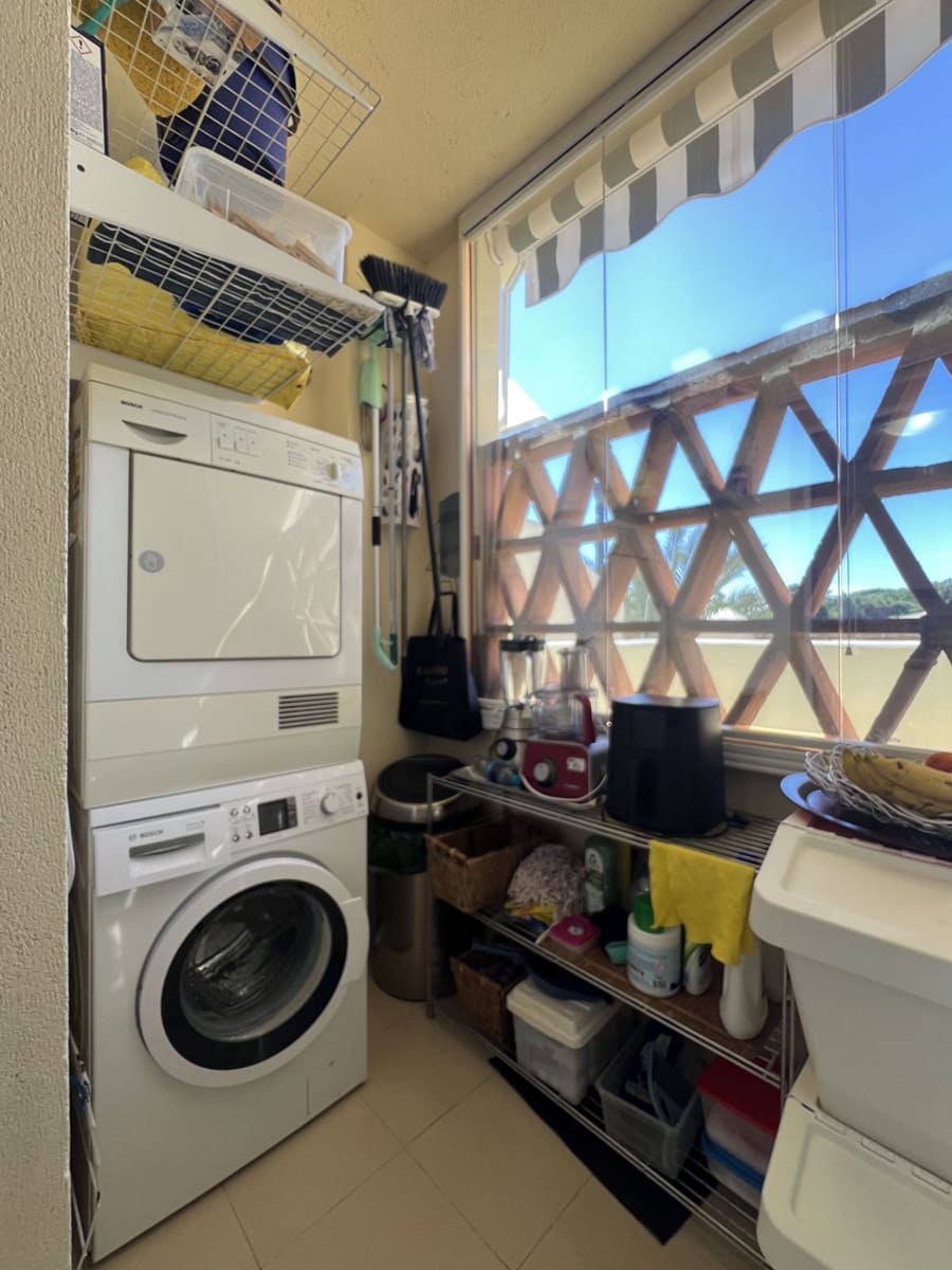3 sypialnia Apartament na sprzedaż w La Cala Hills z basenem garażem - 660 000 € (Ref: 9976271)