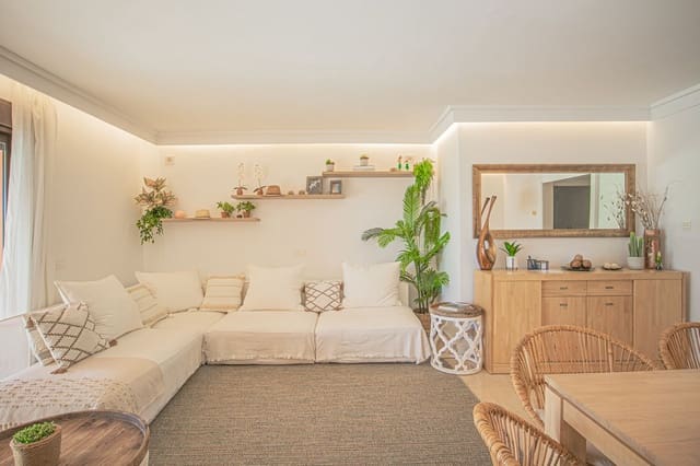 3 Zimmer Apartment zu verkaufen in Estepona mit Pool - 730.000 € (Ref: 9976272)