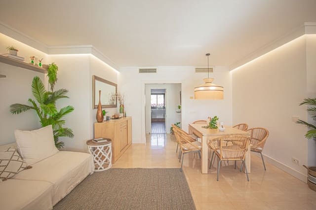 3 Zimmer Apartment zu verkaufen in Estepona mit Pool - 730.000 € (Ref: 9976272)
